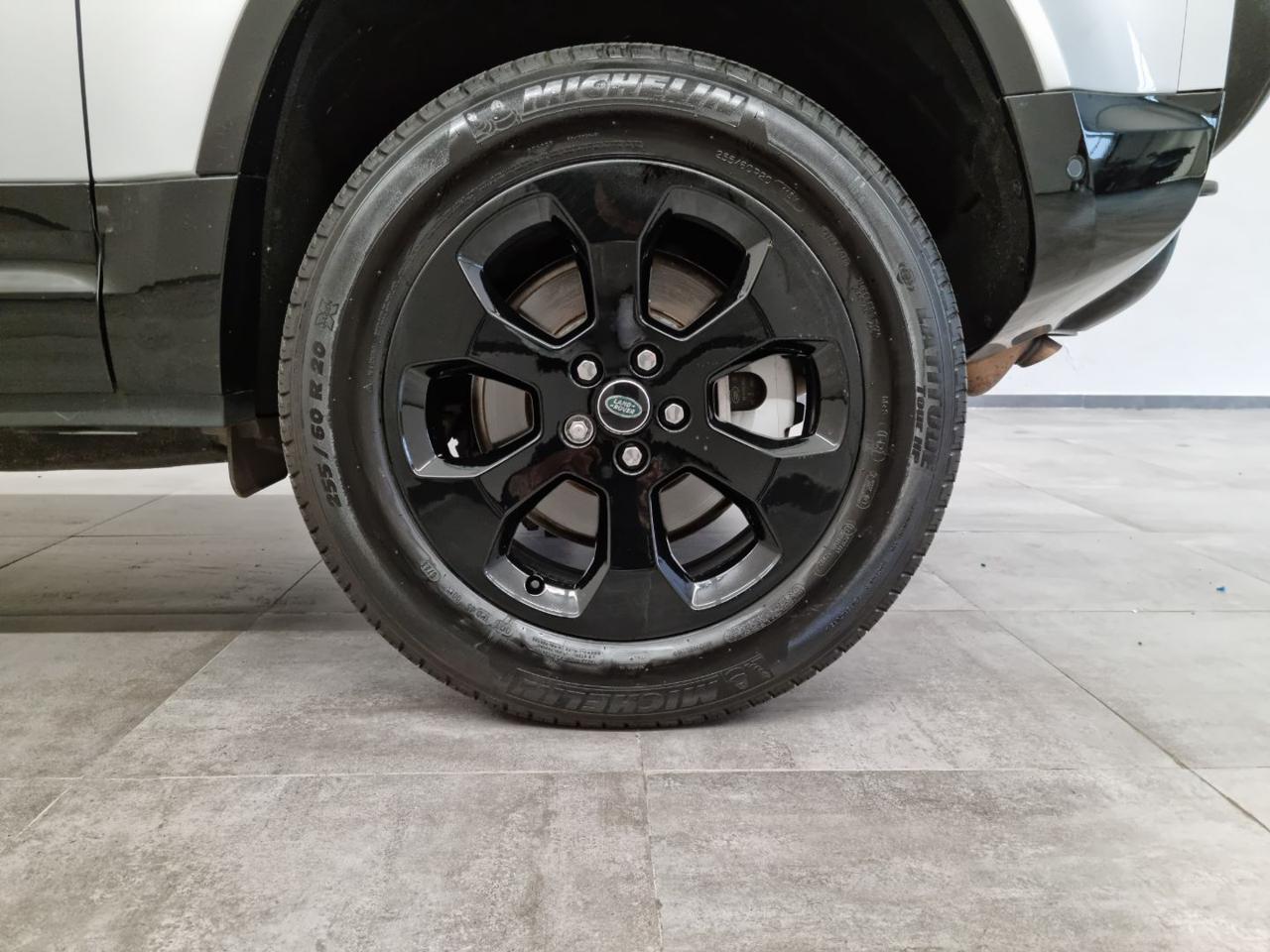 LAND ROVER Defender 90 3.0D I6 300 CV AWD Auto X-Dynamic HSE - 15