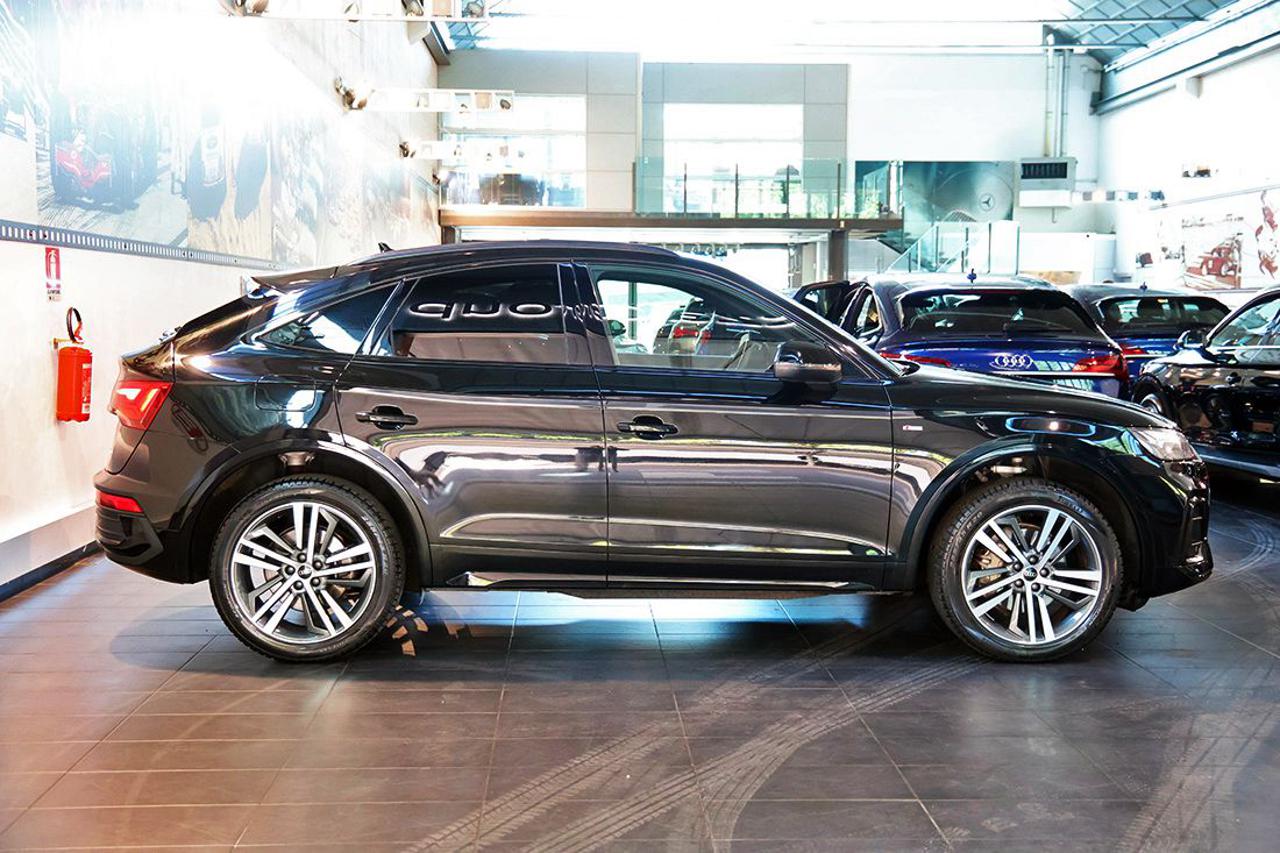 AUDI Q5 40 TDI Sportback Quattro S-Tronic S-Line Plus - 2