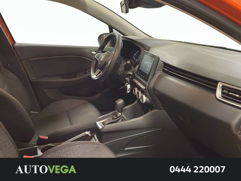 RENAULT Clio 1.6 e-tech hybrid business 140cv auto - 6