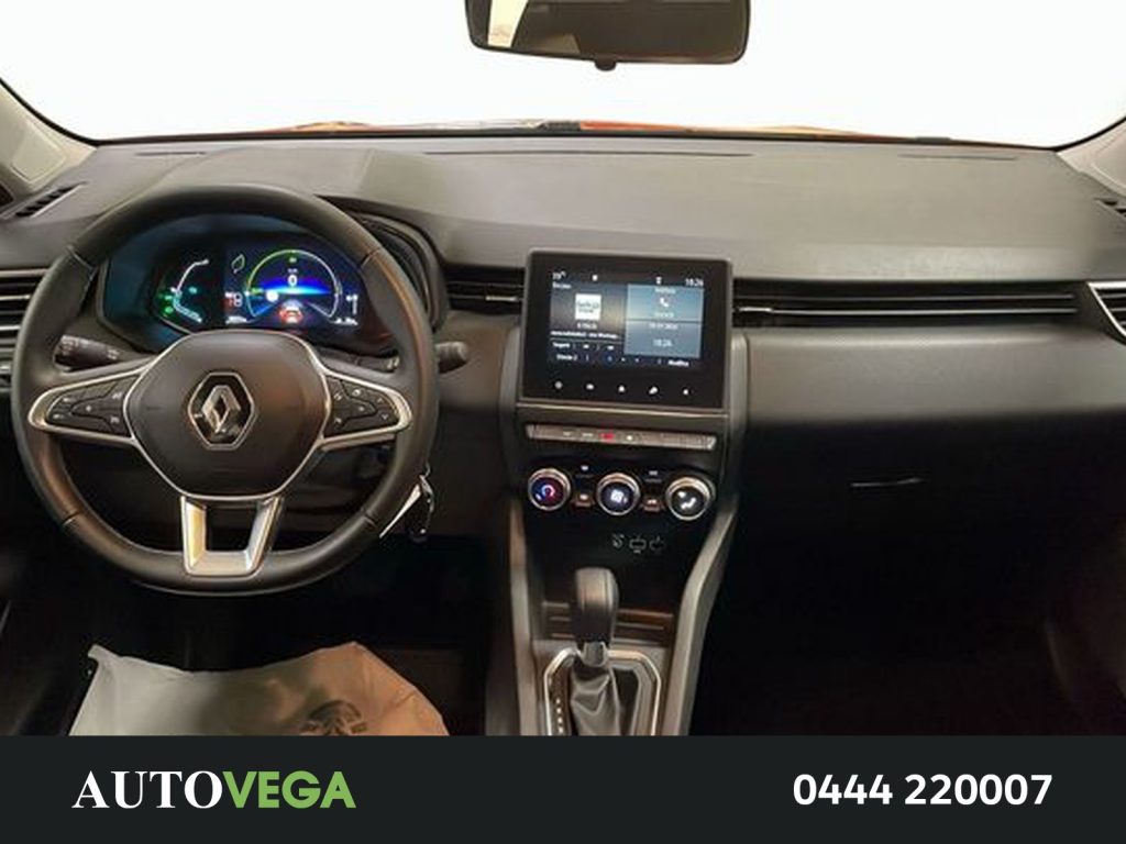 RENAULT Clio 1.6 e-tech hybrid business 140cv auto - 8