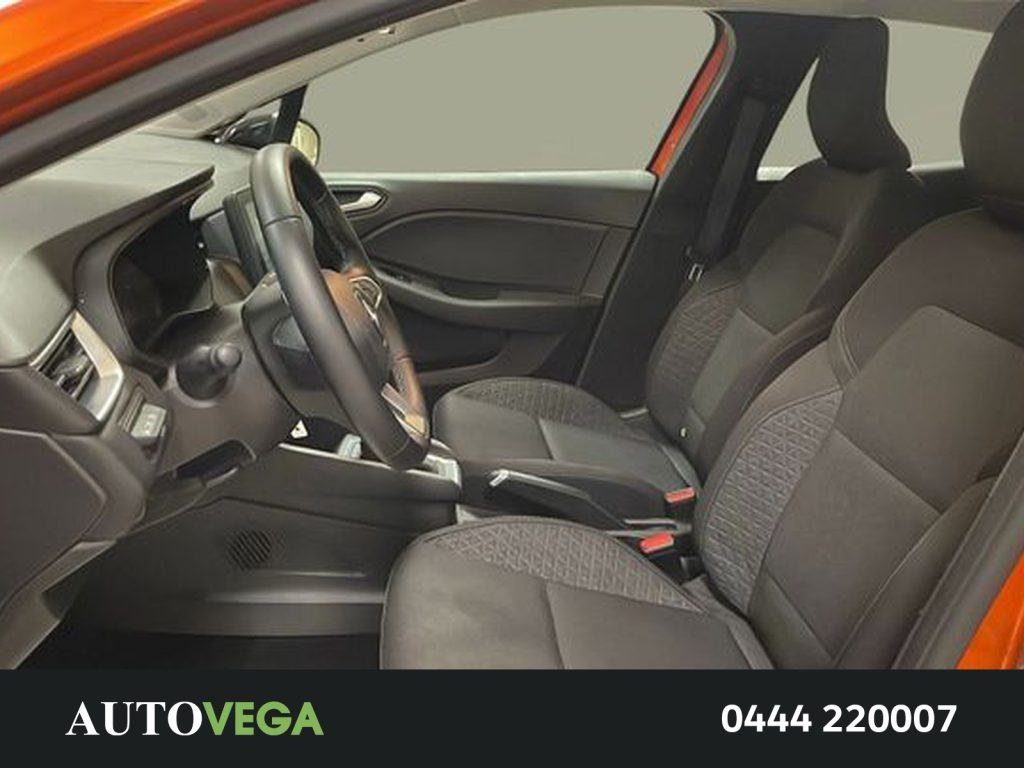 RENAULT Clio 1.6 e-tech hybrid business 140cv auto - 13