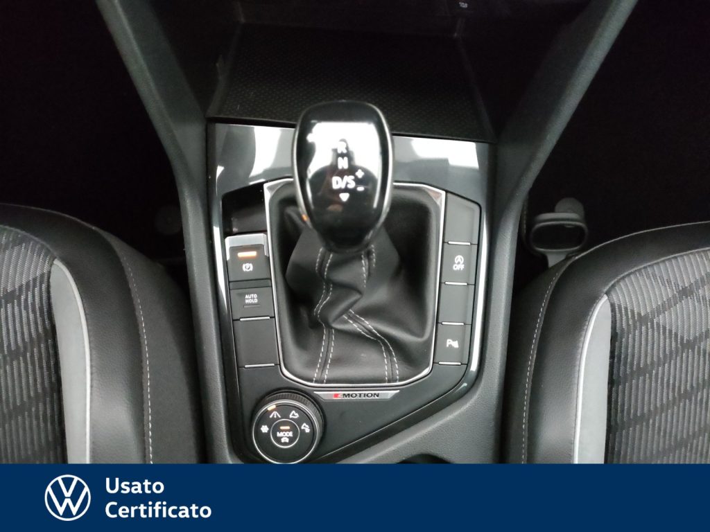 VOLKSWAGEN Tiguan 2.0 tdi r-line 4motion 150cv dsg - 14