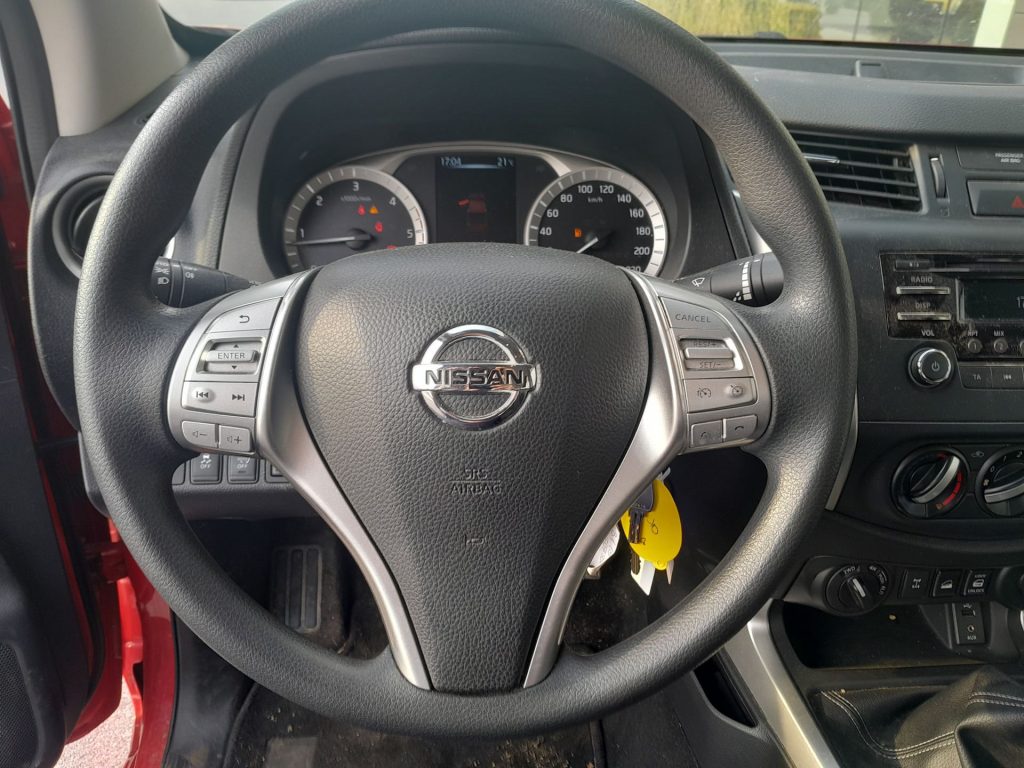 NISSAN Navara 2.3 dCi 160cv NP 300 DOUBLE CAB Chassis Visia 4WD - 13