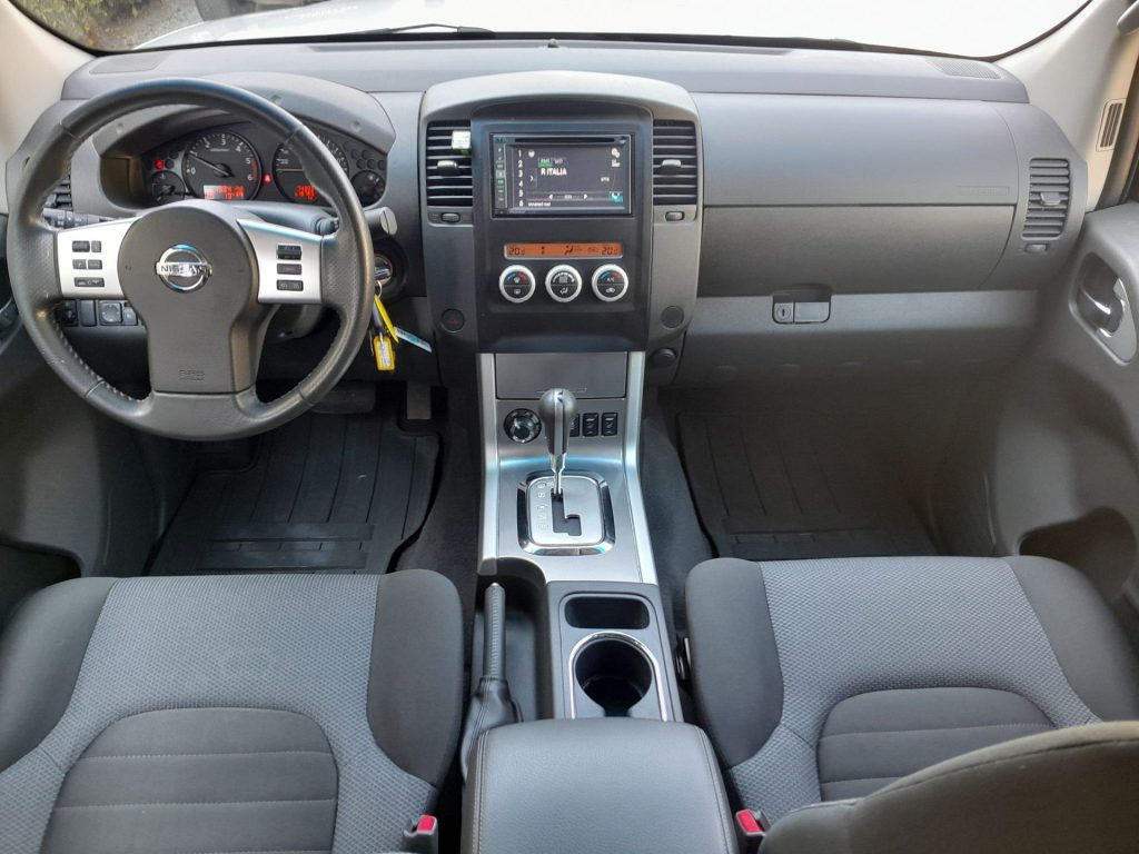 NISSAN Navara Navara 2.5 dci d.cab EVO LB 4X4 Platinum - 9