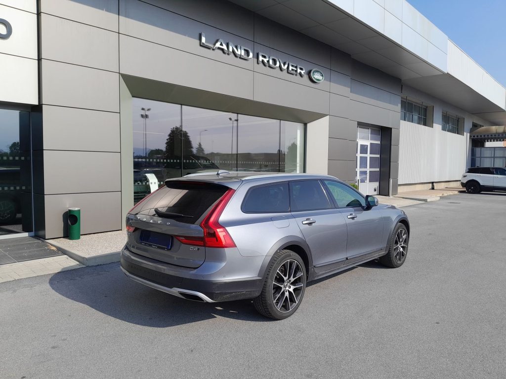 VOLVO V90 Cross Country D4 AWD Geartronic Cross Country IVA ESPOSTA - 8