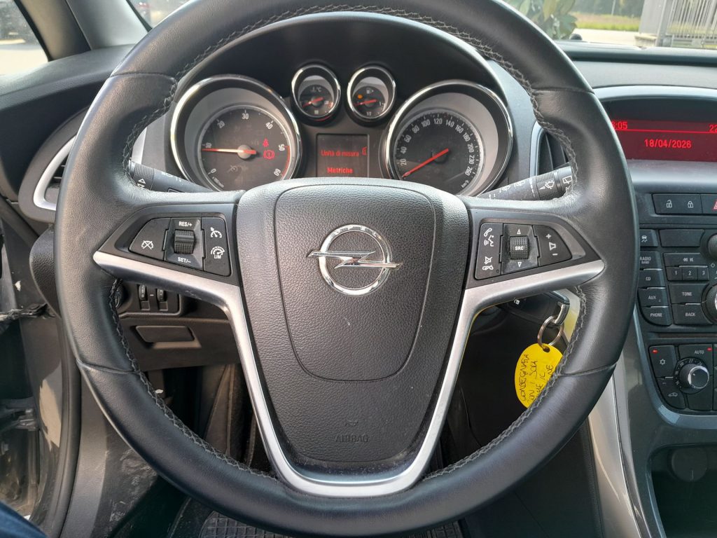 OPEL Astra 1.7 CDTI Elective 110cv MT6 NEOPATENTATI - 10