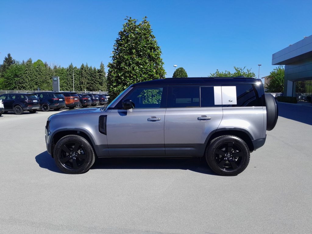 LAND ROVER Defender 3.0D I6 200 110 SE AWD auto. AUTOCARRO/NETTO IVA - 4