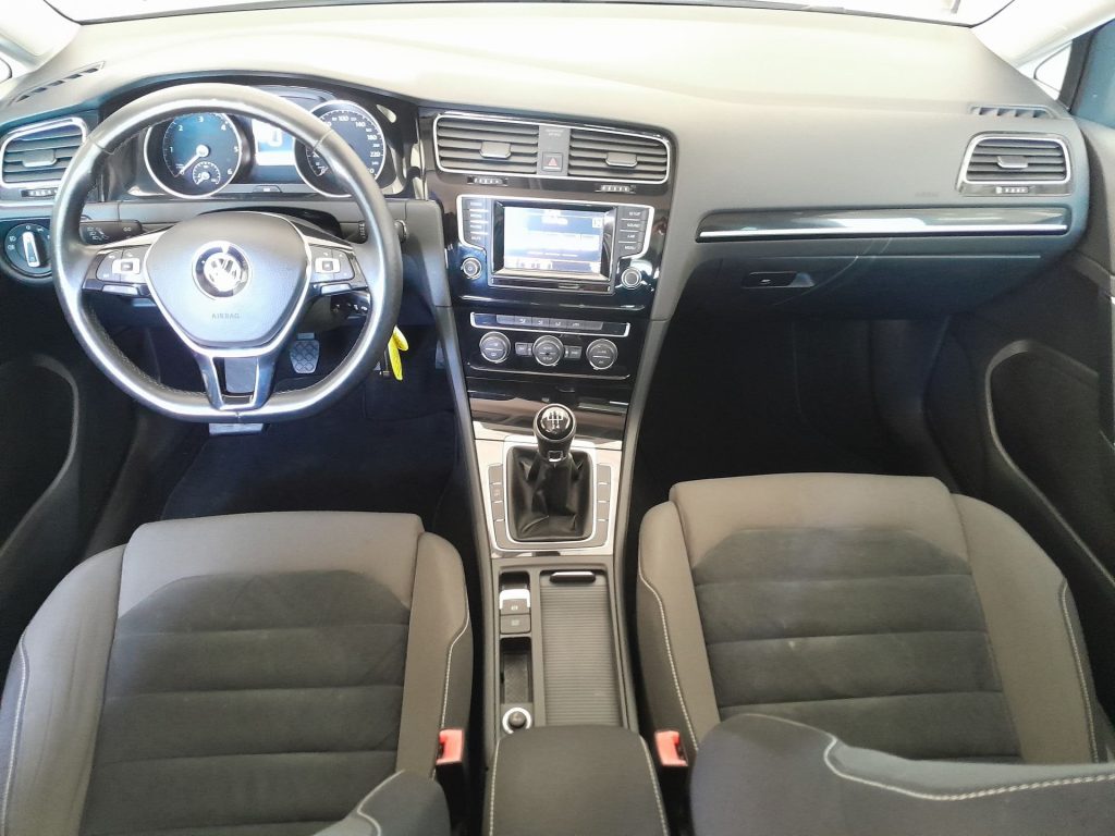 VOLKSWAGEN Golf 1.6 TDI Comfortline BlueMotionTechnology - 9