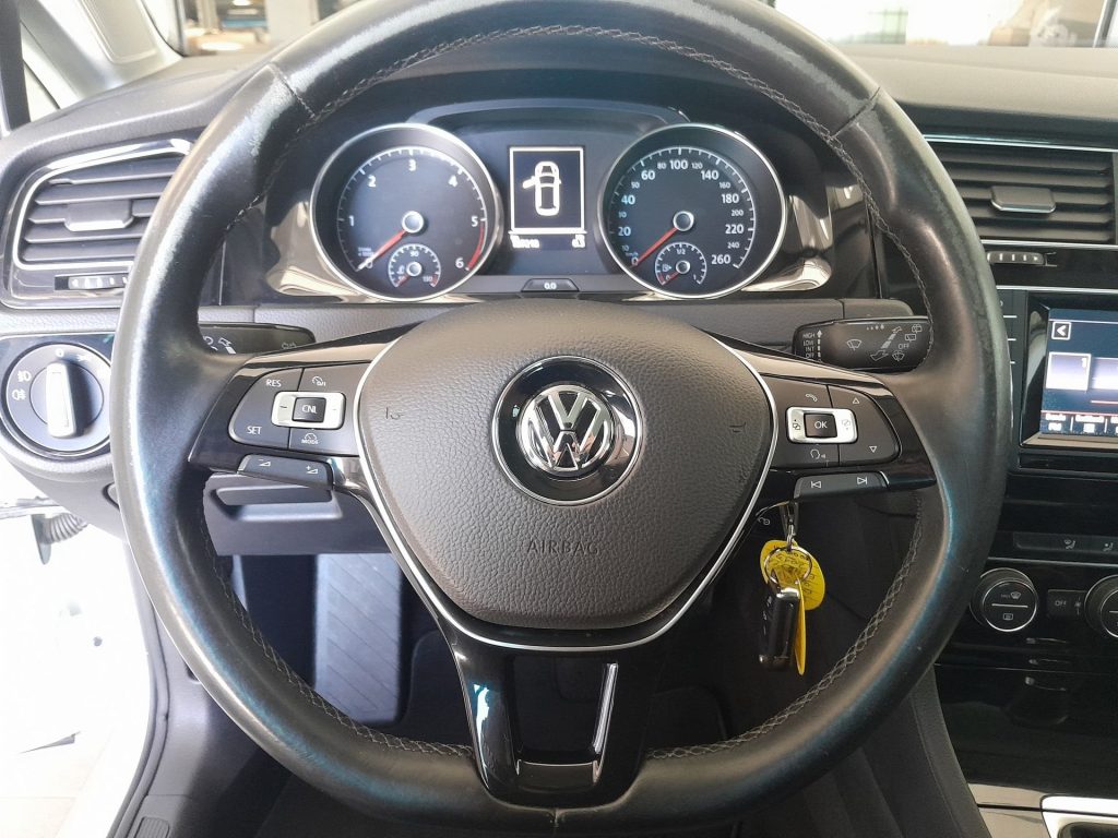 VOLKSWAGEN Golf 1.6 TDI Comfortline BlueMotionTechnology - 10