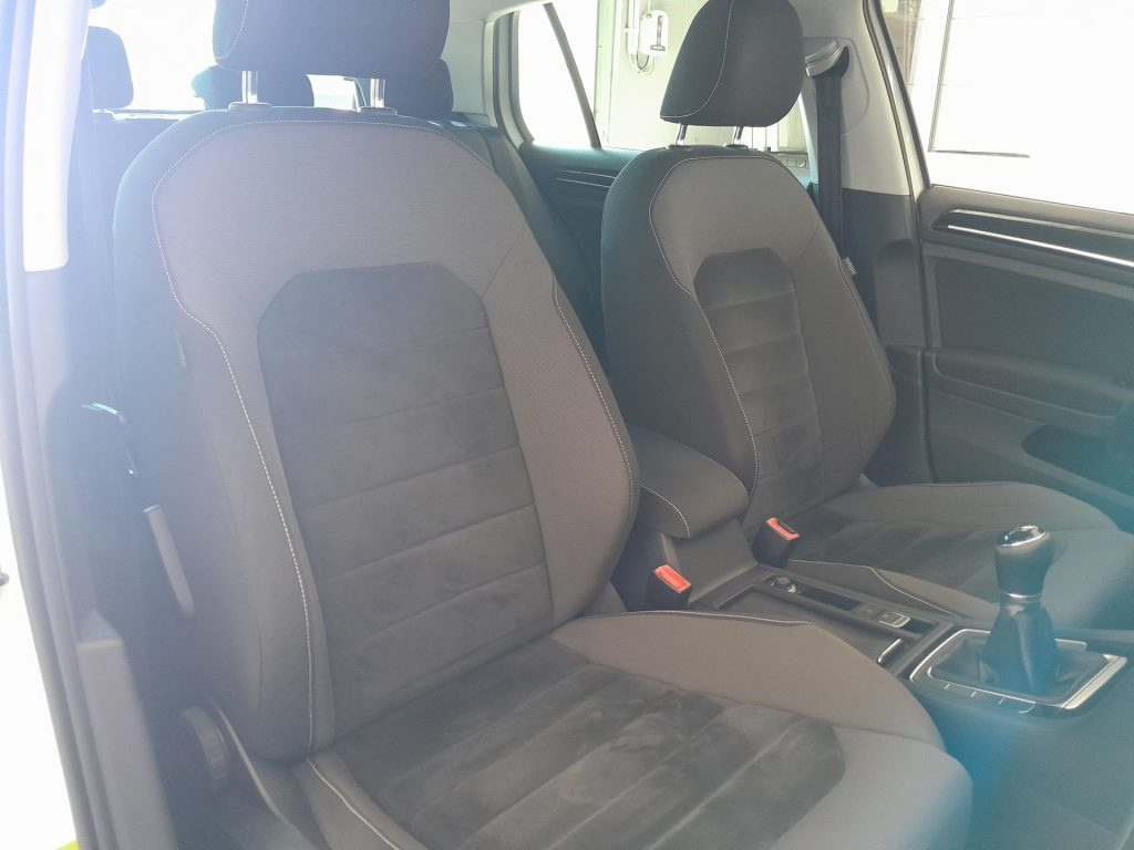 VOLKSWAGEN Golf 1.6 TDI Comfortline BlueMotionTechnology - 17