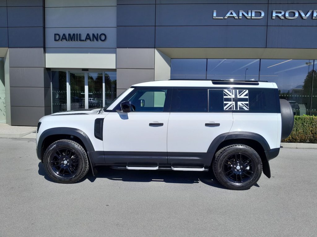LAND ROVER Defender 2.0 SD4 240 110 S AWD auto - 4