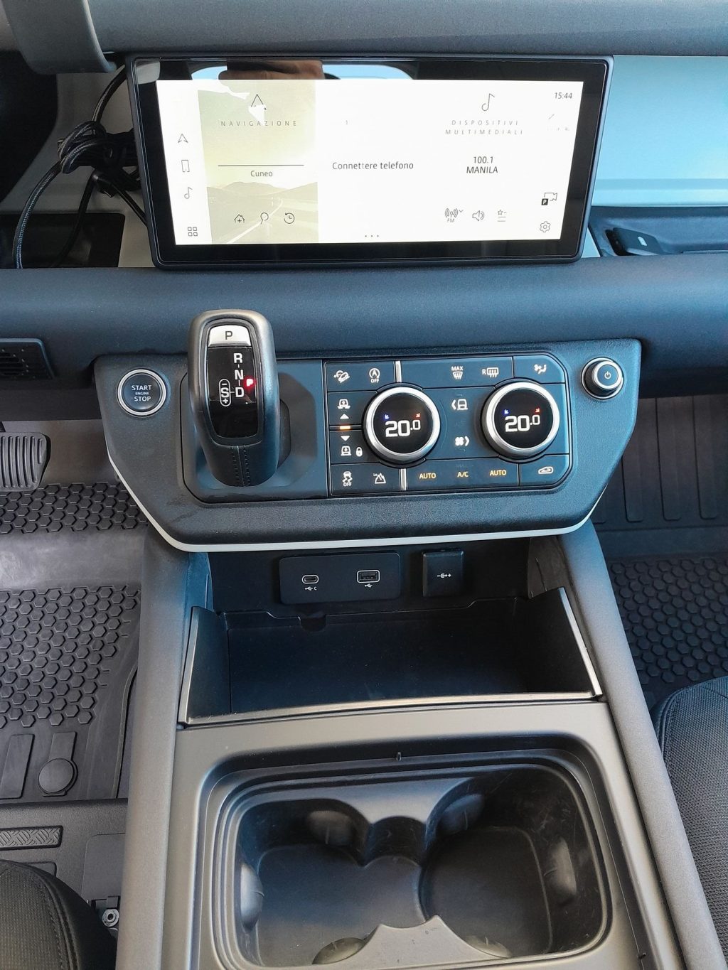 LAND ROVER Defender 2.0 SD4 240 110 S AWD auto - 12