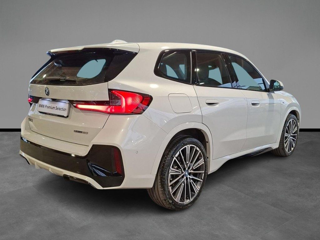 BMW iX1 eDrive 20 Msport Aut. + Tetto apr. - 17