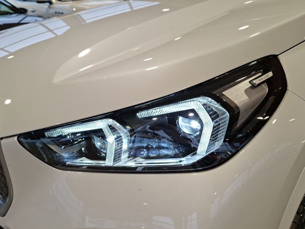 BMW iX1 eDrive 20 Msport Aut. + Tetto apr. - 6