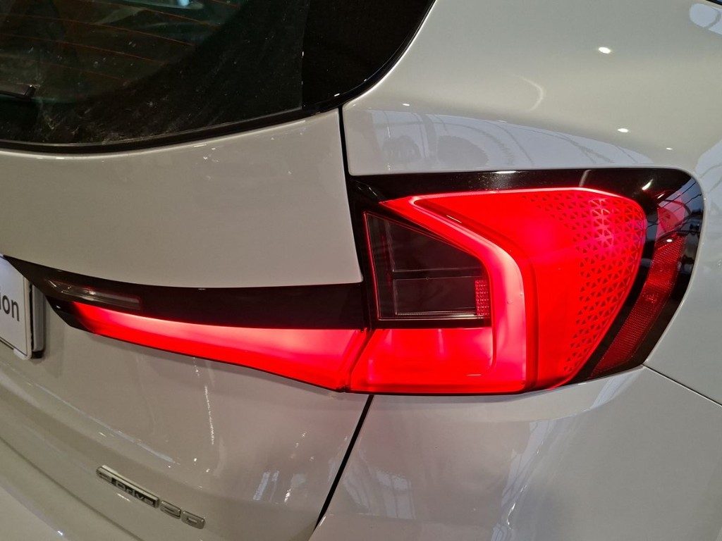 BMW iX1 eDrive 20 Msport Aut. + Tetto apr. - 7