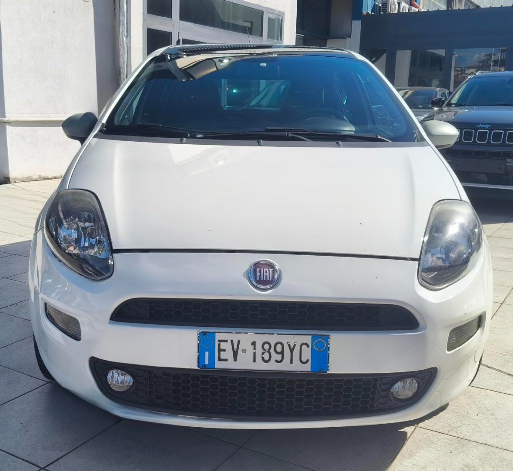 FIAT Punto 1.4  5 Porte  Neo Patentati - 2