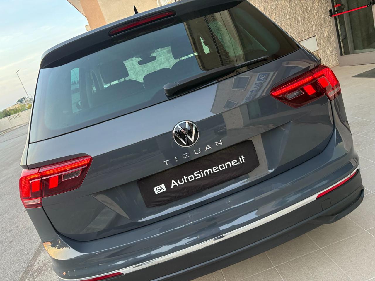 VOLKSWAGEN Tiguan 2.0 TDI 150 CV SCR DSG Life - 26