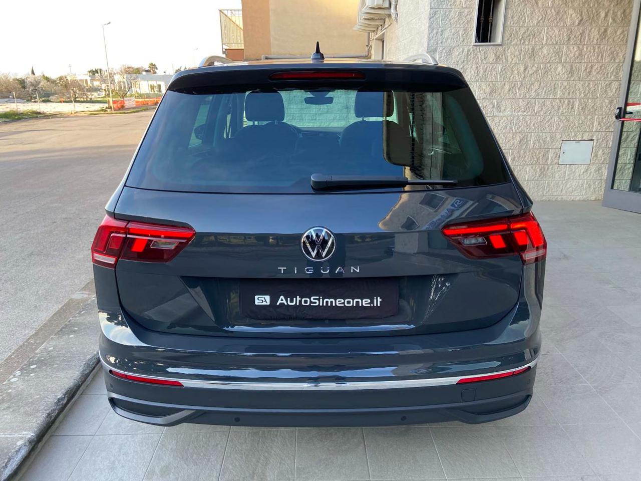 VOLKSWAGEN Tiguan 2.0 TDI 150 CV SCR DSG Life - 6
