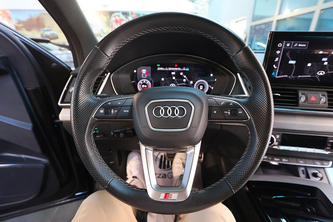 AUDI Q5 40 TDI Quattro S-Tronic S-Line Plus - 21