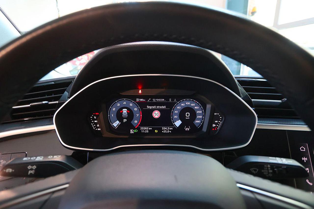 AUDI Q3 45 TFSI Quattro S-Tronic Business Advanced - 31