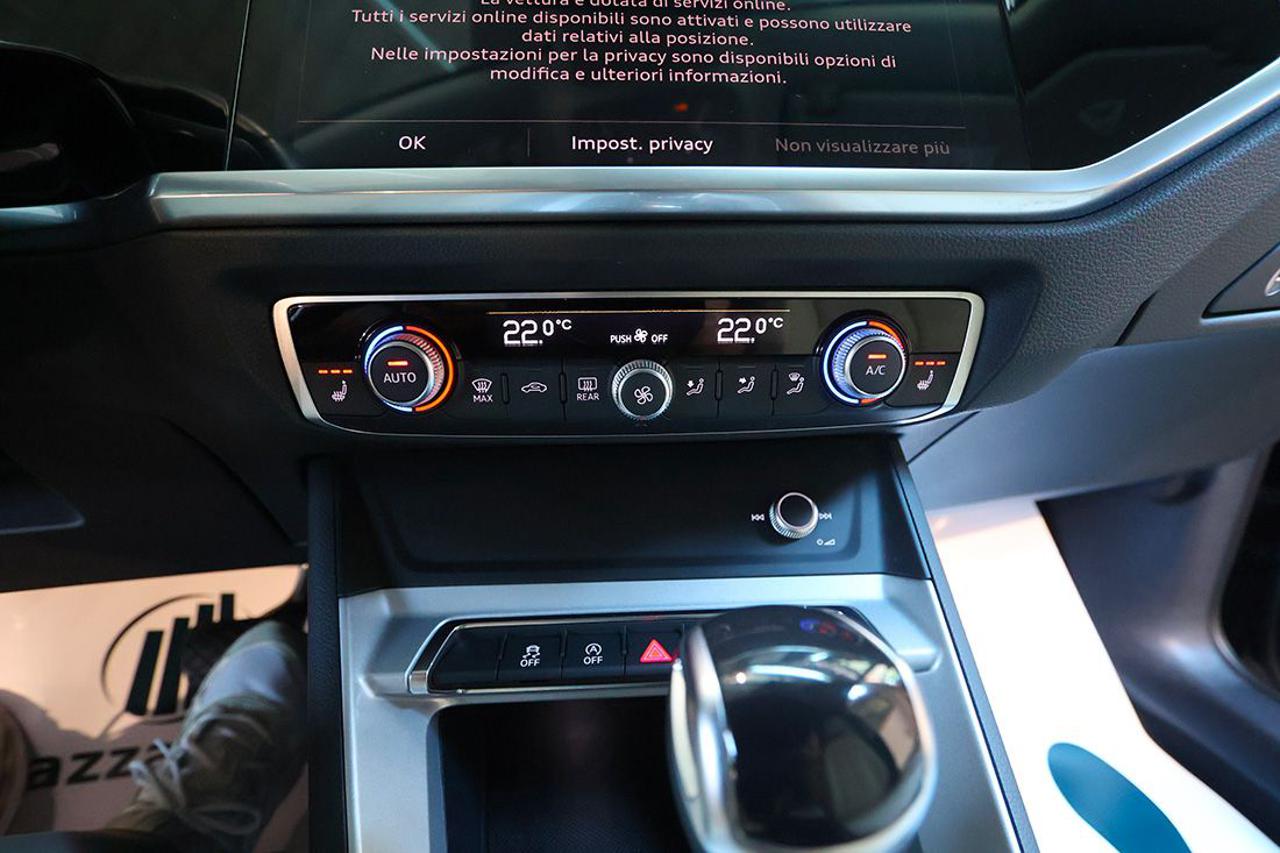 AUDI Q3 45 TFSI Quattro S-Tronic Business Advanced - 34