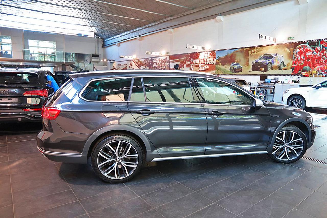 VOLKSWAGEN Passat Alltrack 2.0 TDI 200cv 4Motion DSG - 10