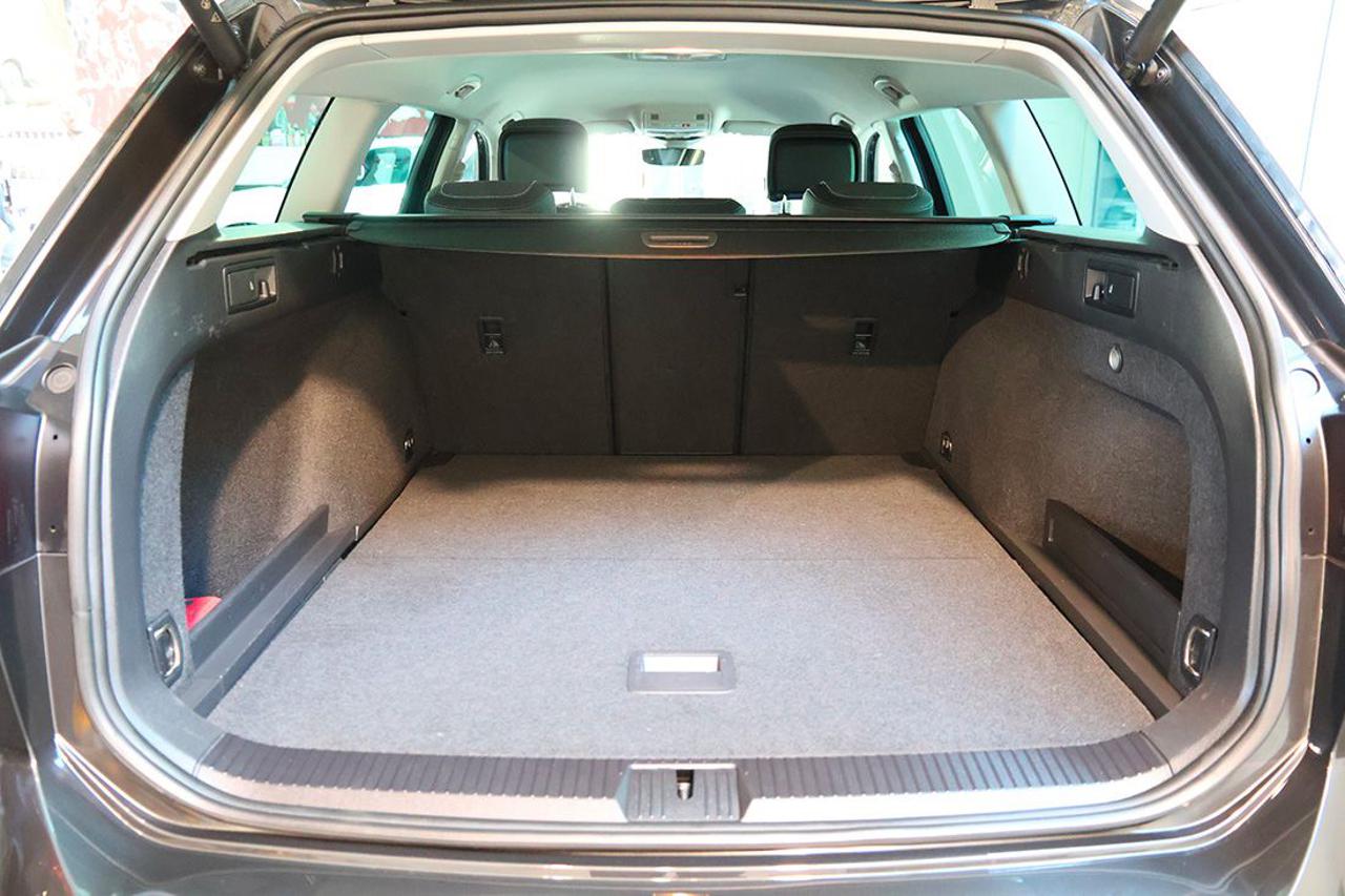 VOLKSWAGEN Passat Alltrack 2.0 TDI 200cv 4Motion DSG - 12