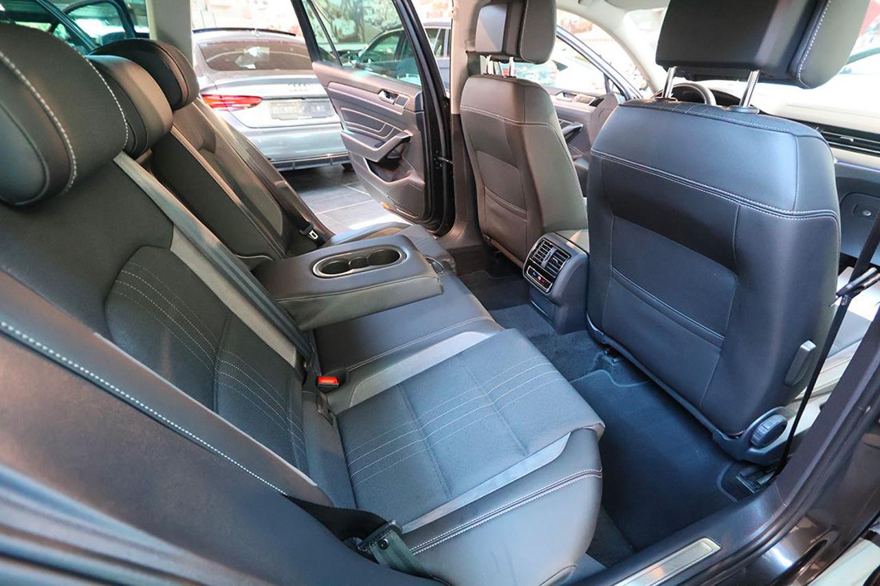 VOLKSWAGEN Passat Alltrack 2.0 TDI 200cv 4Motion DSG - 19