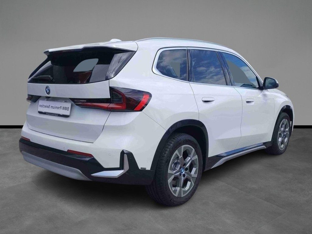 BMW iX1 eDrive 20 xLine Aut. - 17