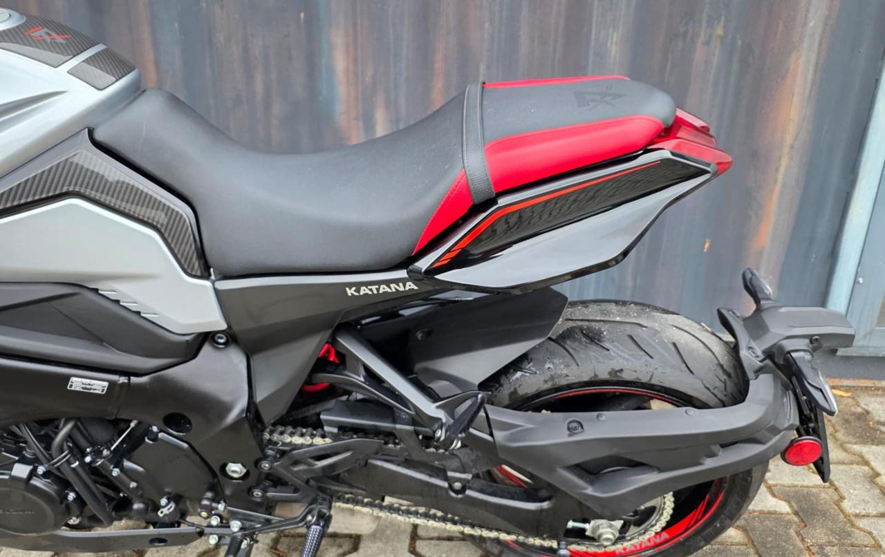 SUZUKI Katana Jindachi - 15