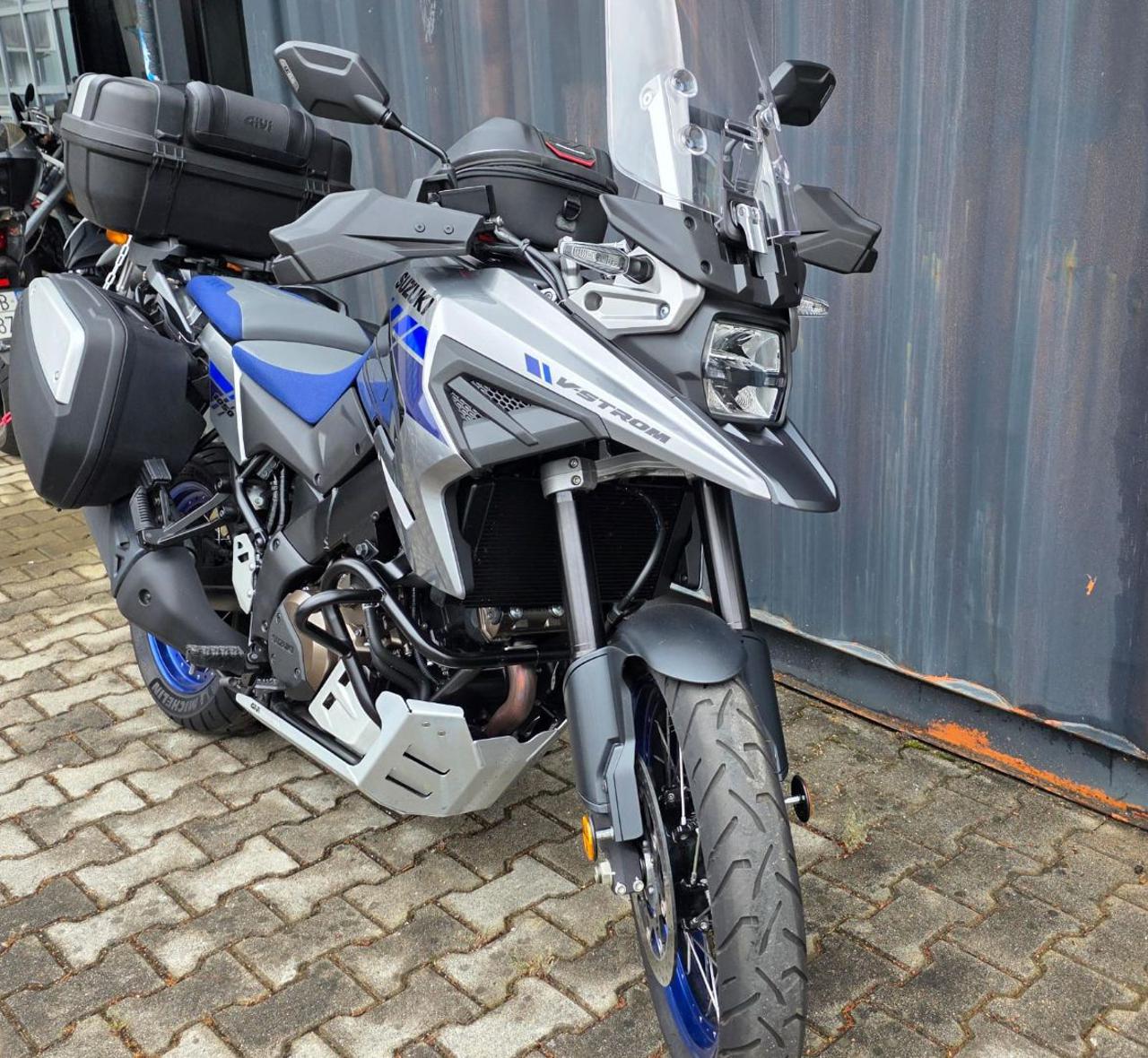 SUZUKI V-Strom 1050 XT - 4
