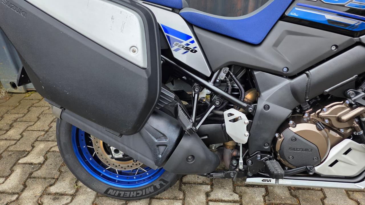 SUZUKI V-Strom 1050 XT - 8