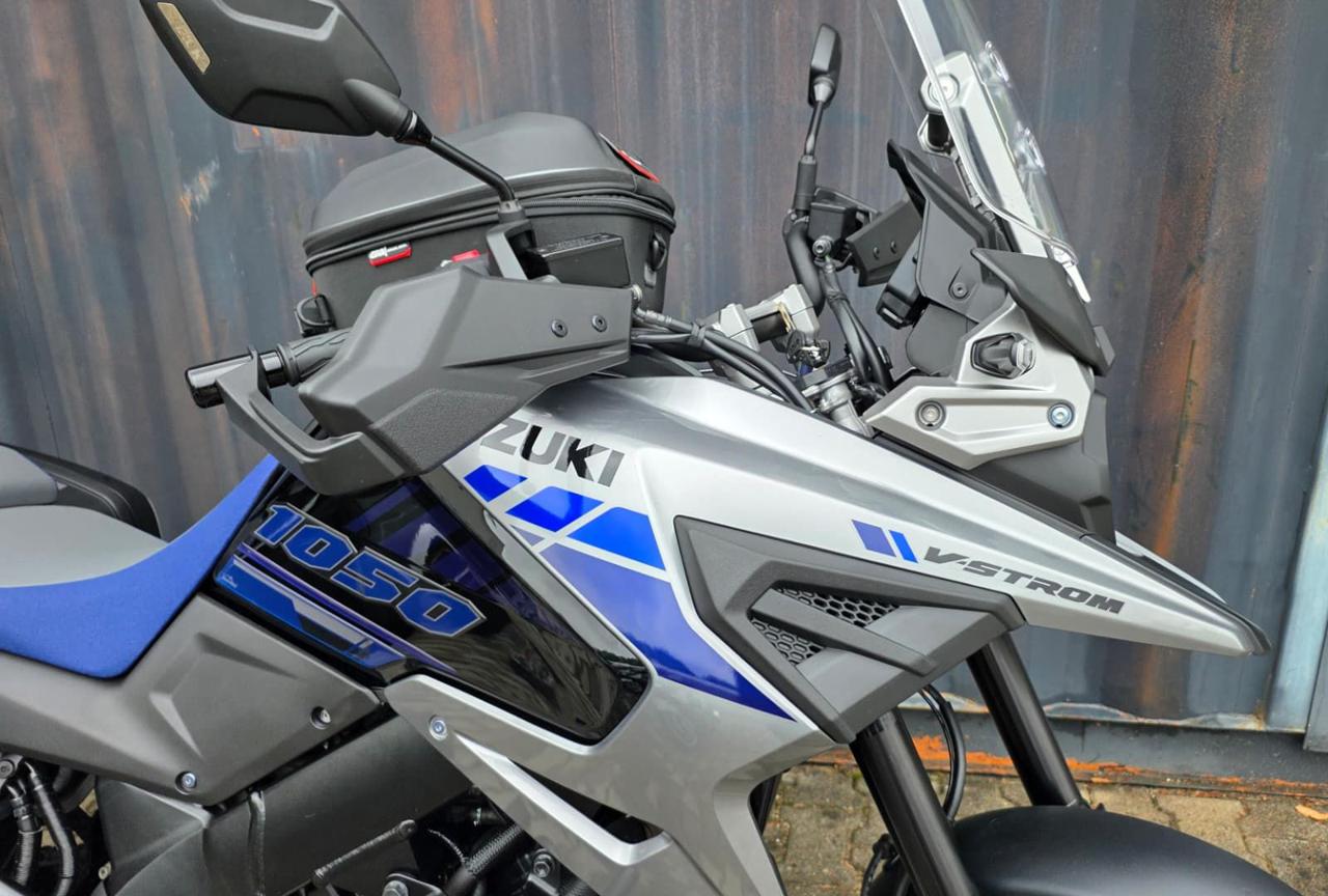 SUZUKI V-Strom 1050 XT - 10