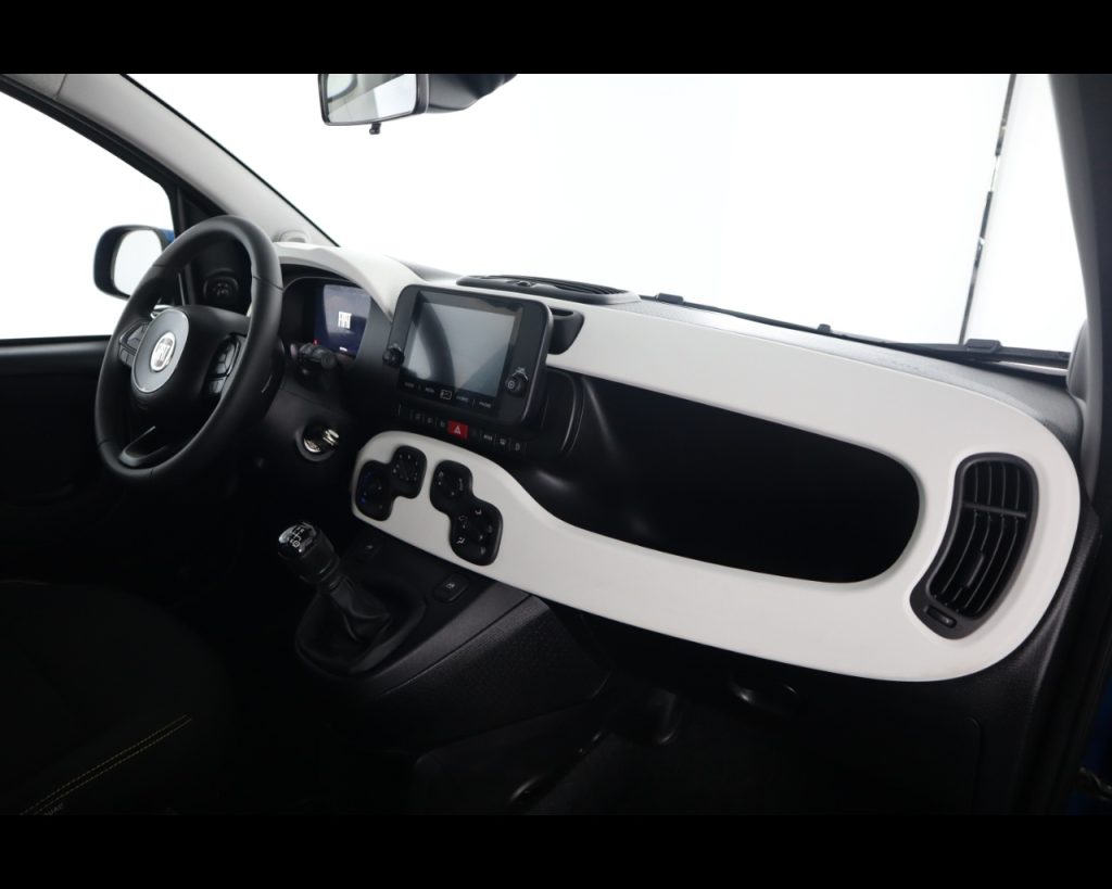 FIAT Pandina III 2024 Cross -  Cross 1.0 firefly hybrid s&s 70 - 16