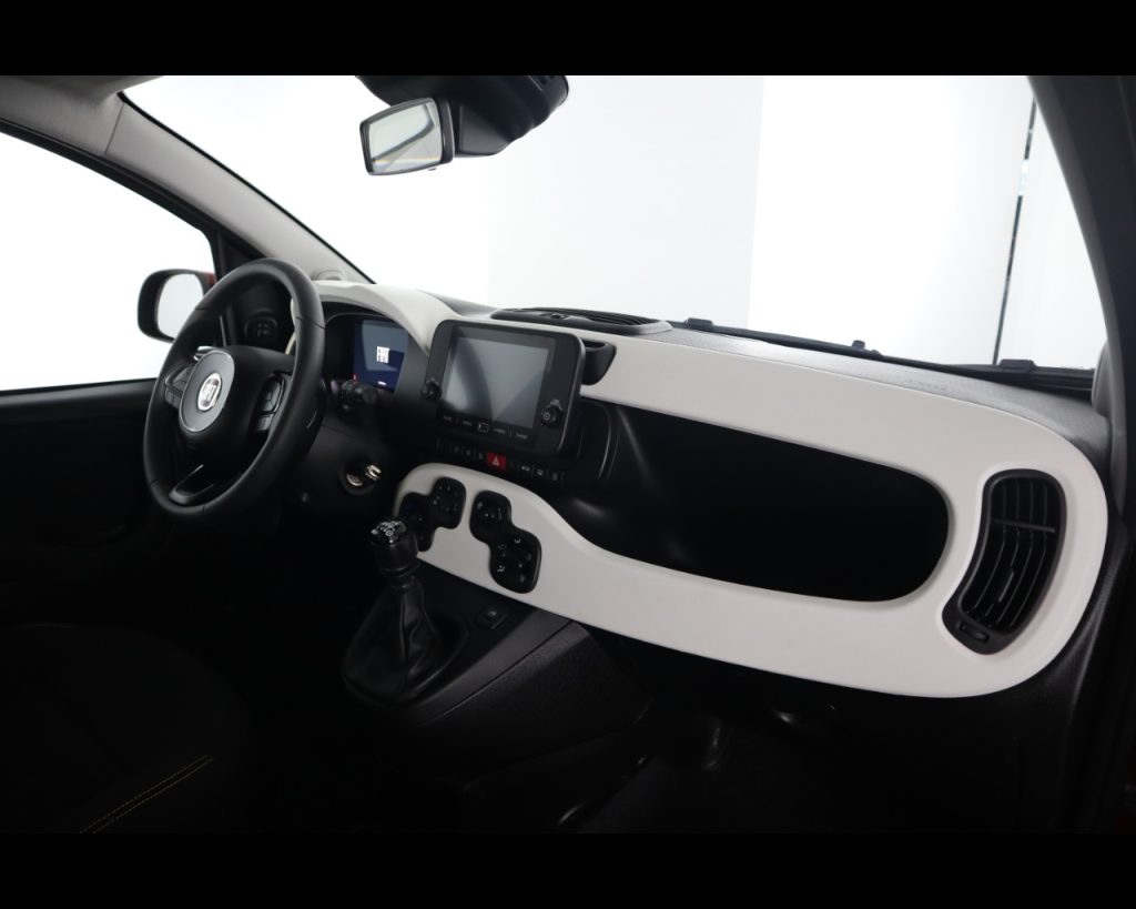 FIAT Pandina III 2024 Cross -  Cross 1.0 firefly hybrid s&s 70 - 16