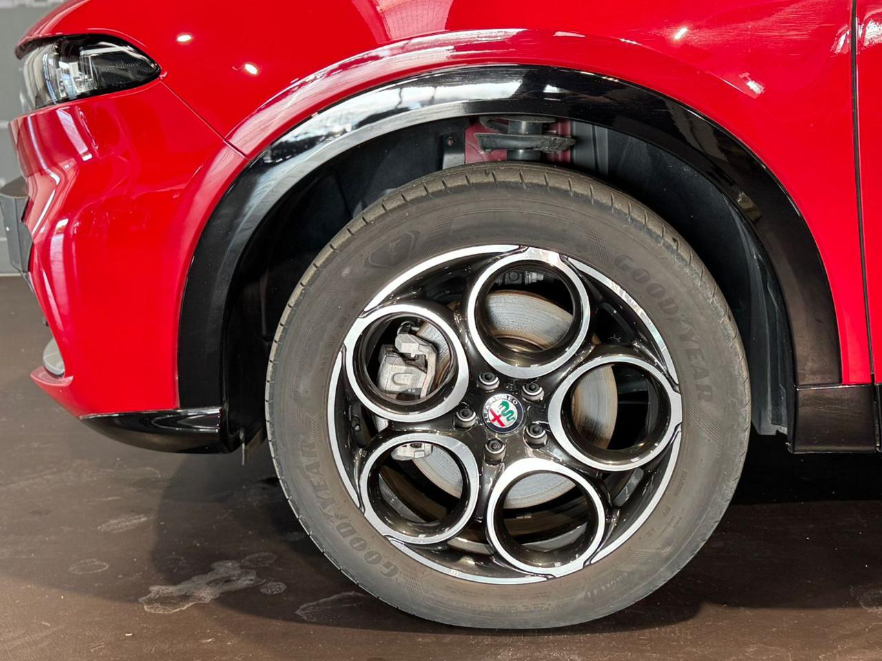 ALFA ROMEO Tonale 1.3 280 CV PHEV AT6 Ti Q4 - 8