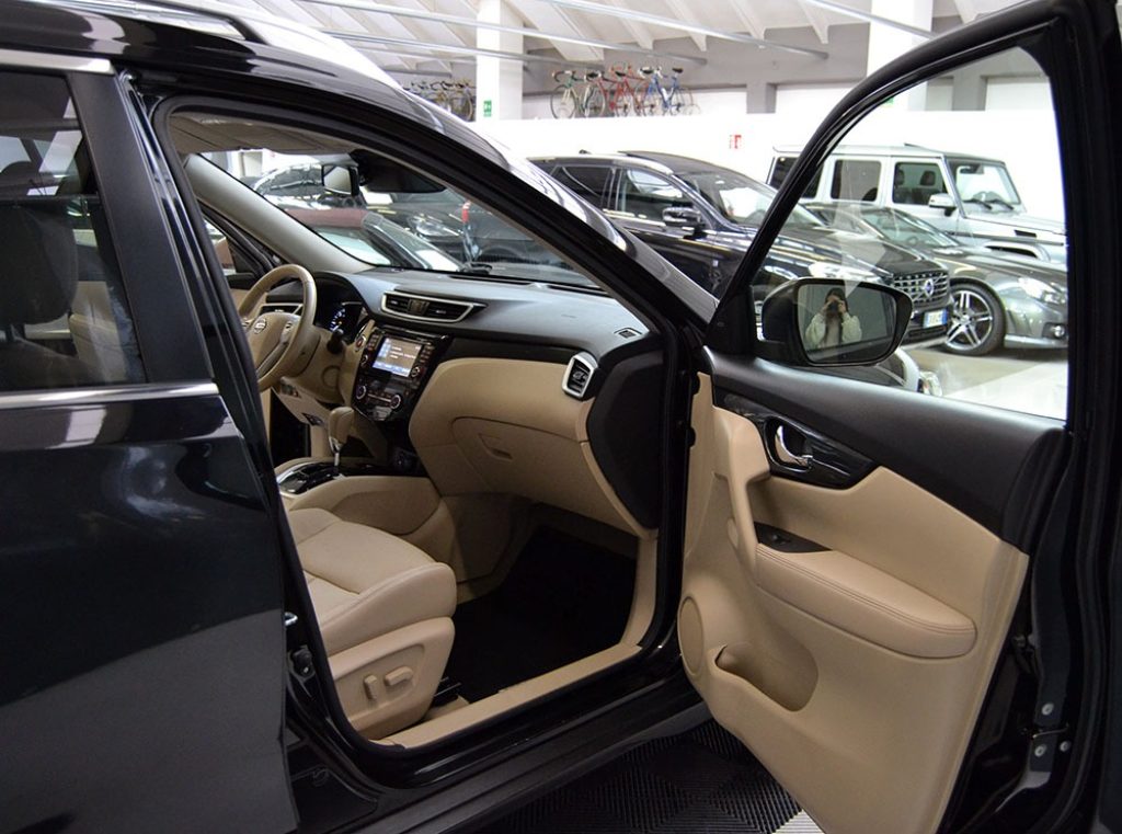 NISSAN X-Trail 2.0 dCi 4WD Tekna Automatica Unico Proprietario - 4