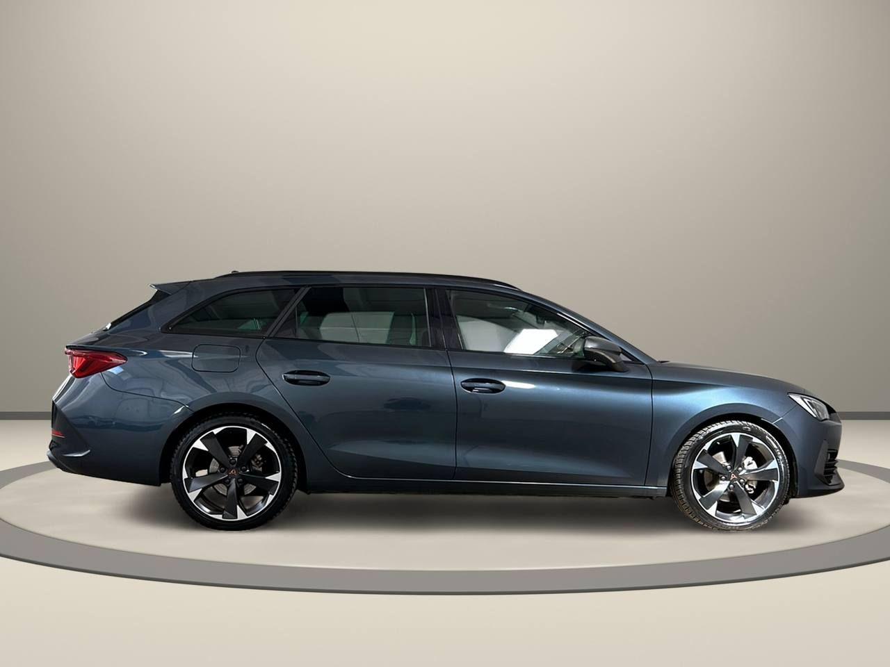 CUPRA Leon Sportstourer 1.5 Hybrid 150 CV DSG - 4