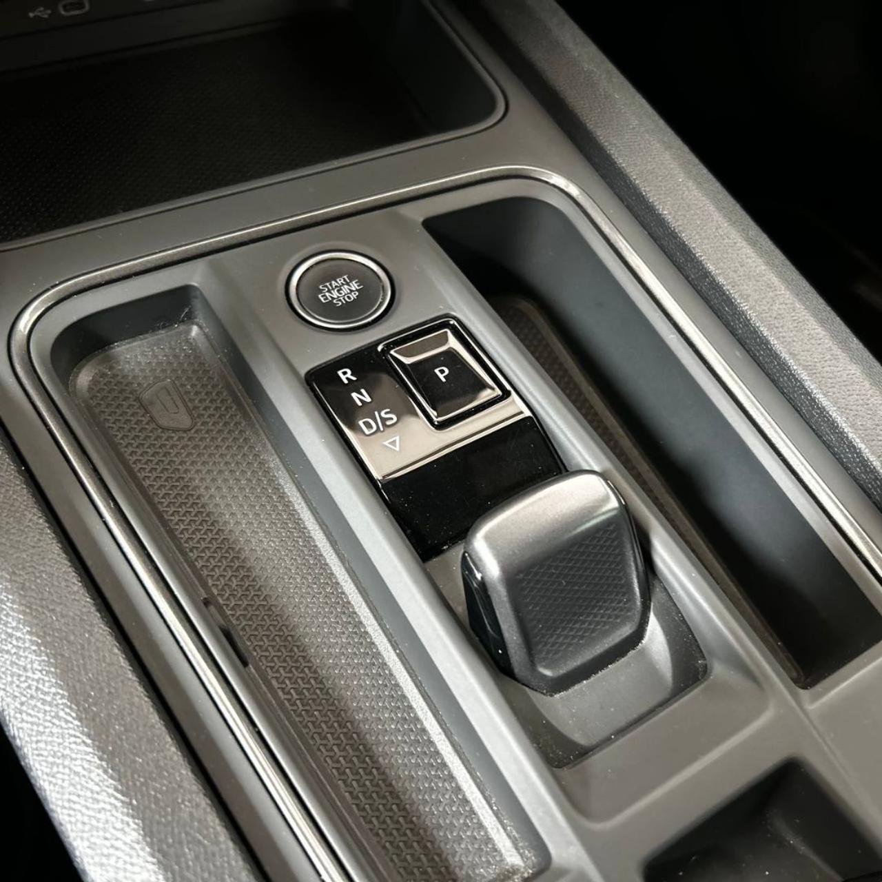 CUPRA Leon Sportstourer 1.5 Hybrid 150 CV DSG - 24