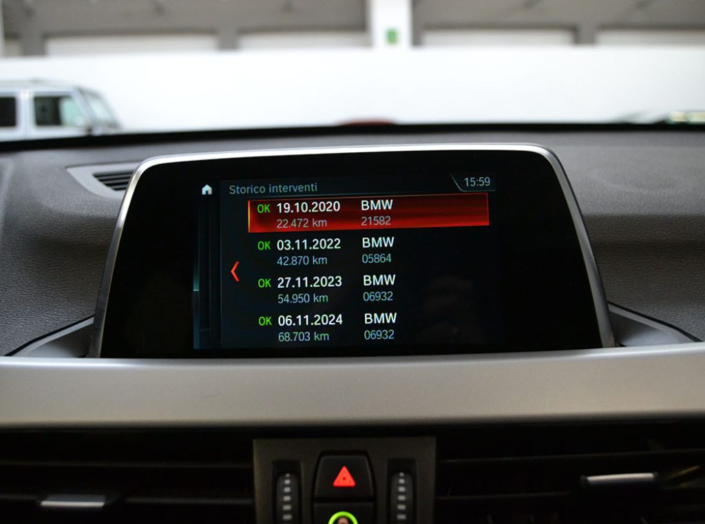 BMW X1 sDrive18d Business Automatica - Led - Navi ** - 8