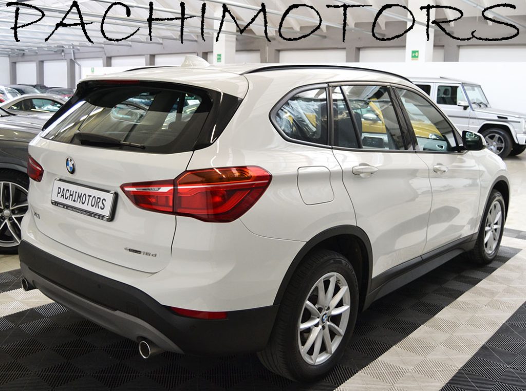 BMW X1 sDrive18d Business Automatica - Led - Navi ** - 14