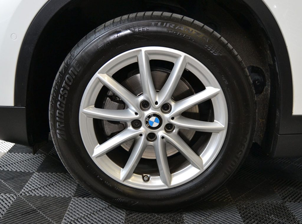 BMW X1 sDrive18d Business Automatica - Led - Navi ** - 21