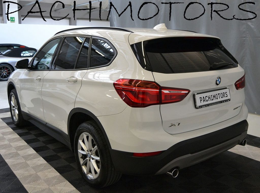 BMW X1 sDrive18d Business Automatica - Led - Navi ** - 16