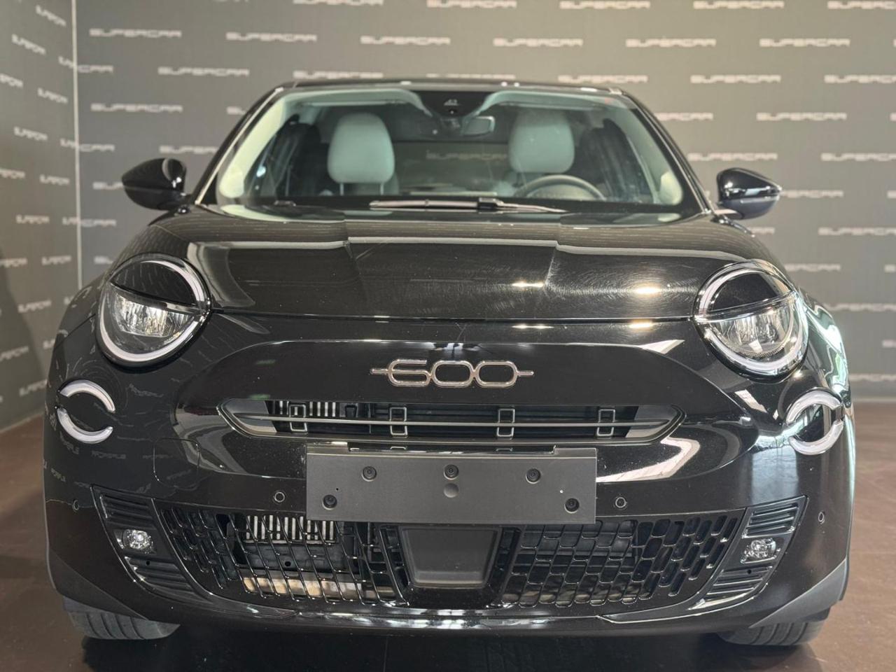 FIAT 600 Hybrid 110 CV DCT MHEV La Prima DISP. ALTRI COLORI - 2