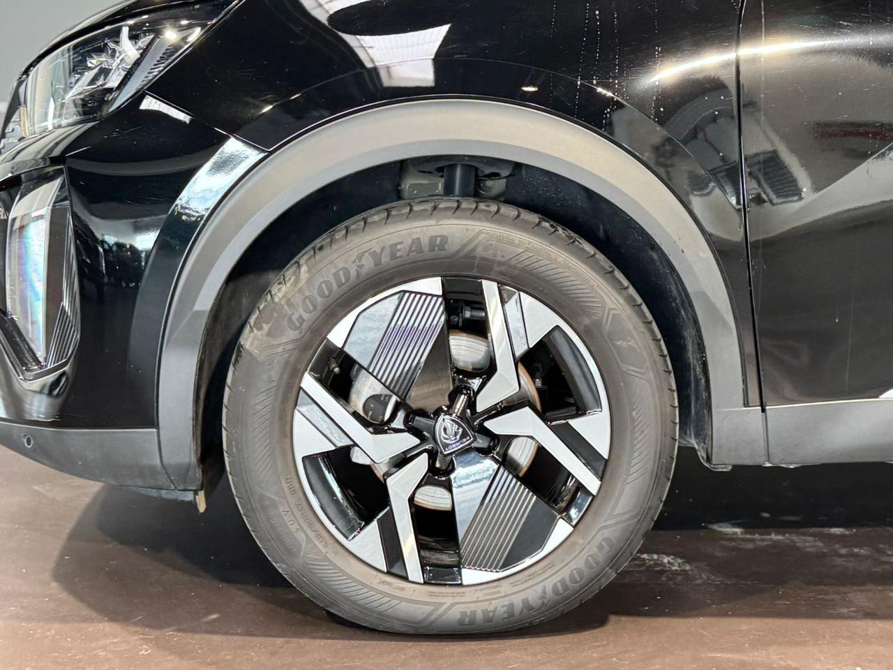 PEUGEOT 2008 PureTech 100 S&S Allure - 8