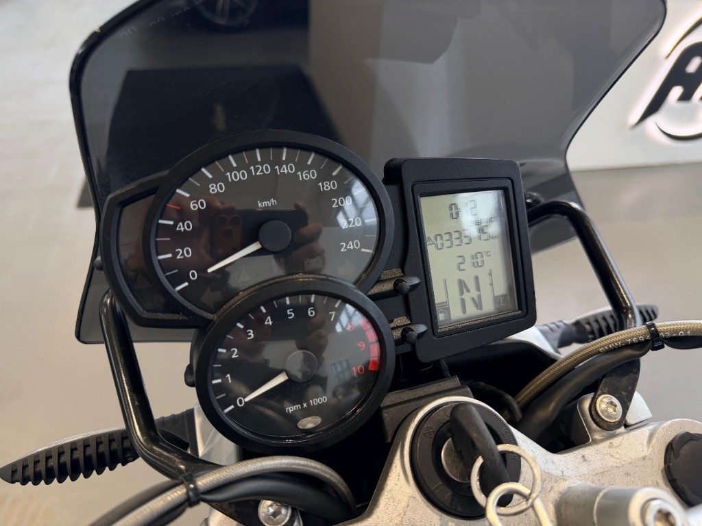 BMW R 1200 R anno 2007 - 6