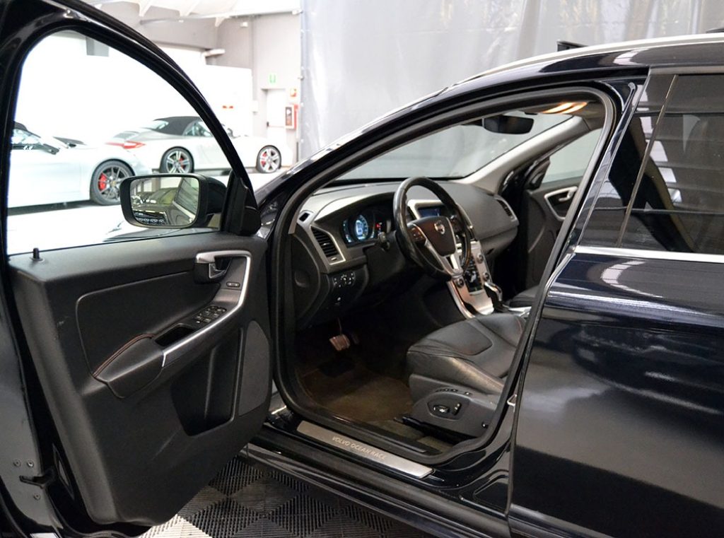 VOLVO XC60 D4 Geartronic Volvo Ocean Race Tetto Panoramico - 2