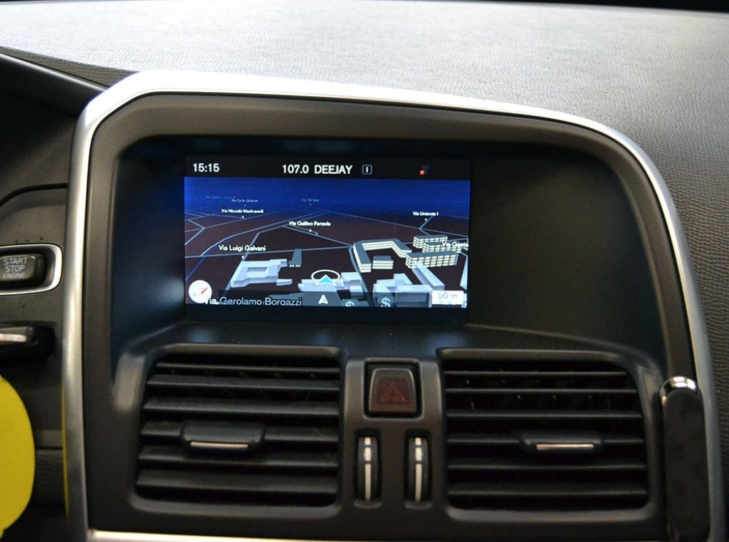 VOLVO XC60 D4 Geartronic Volvo Ocean Race Tetto Panoramico - 9