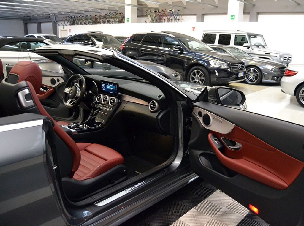 MERCEDES-BENZ C 200 Auto EQ-Boost Cabrio Premium Amg Uff.le Italia - 3