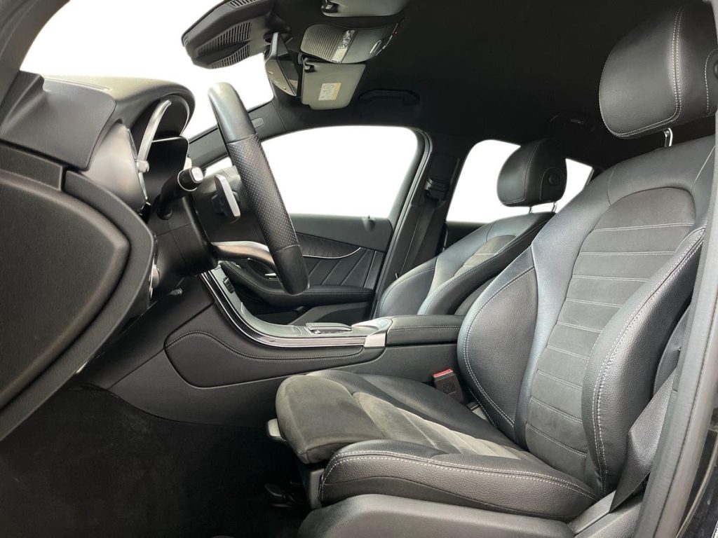 MERCEDES-BENZ GLC 220 d 4Matic Coupé Premium - 10